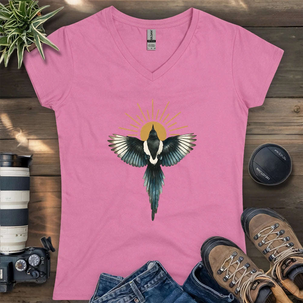 Rise Magpie Lady V-neck