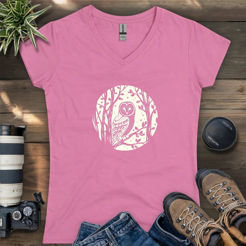 Simple Winter Barn Owl Lady V-neck