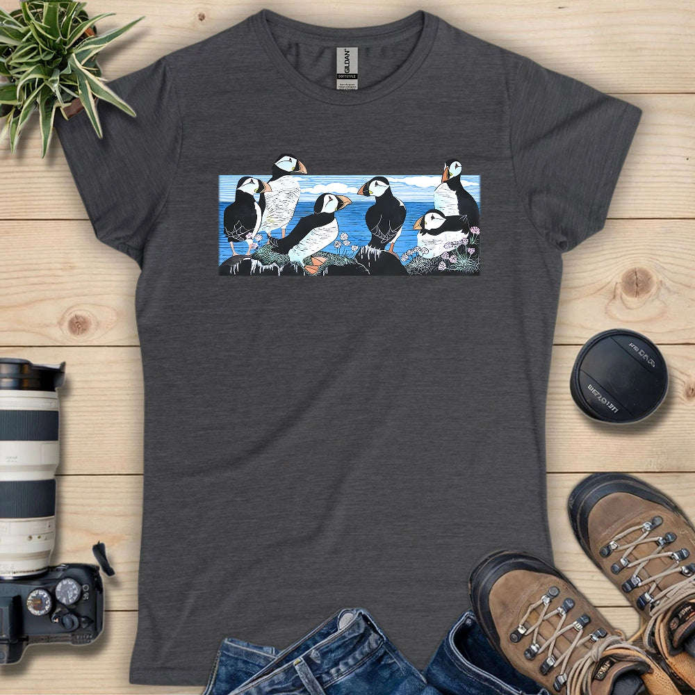 Puffin Circle Women's T-shirt