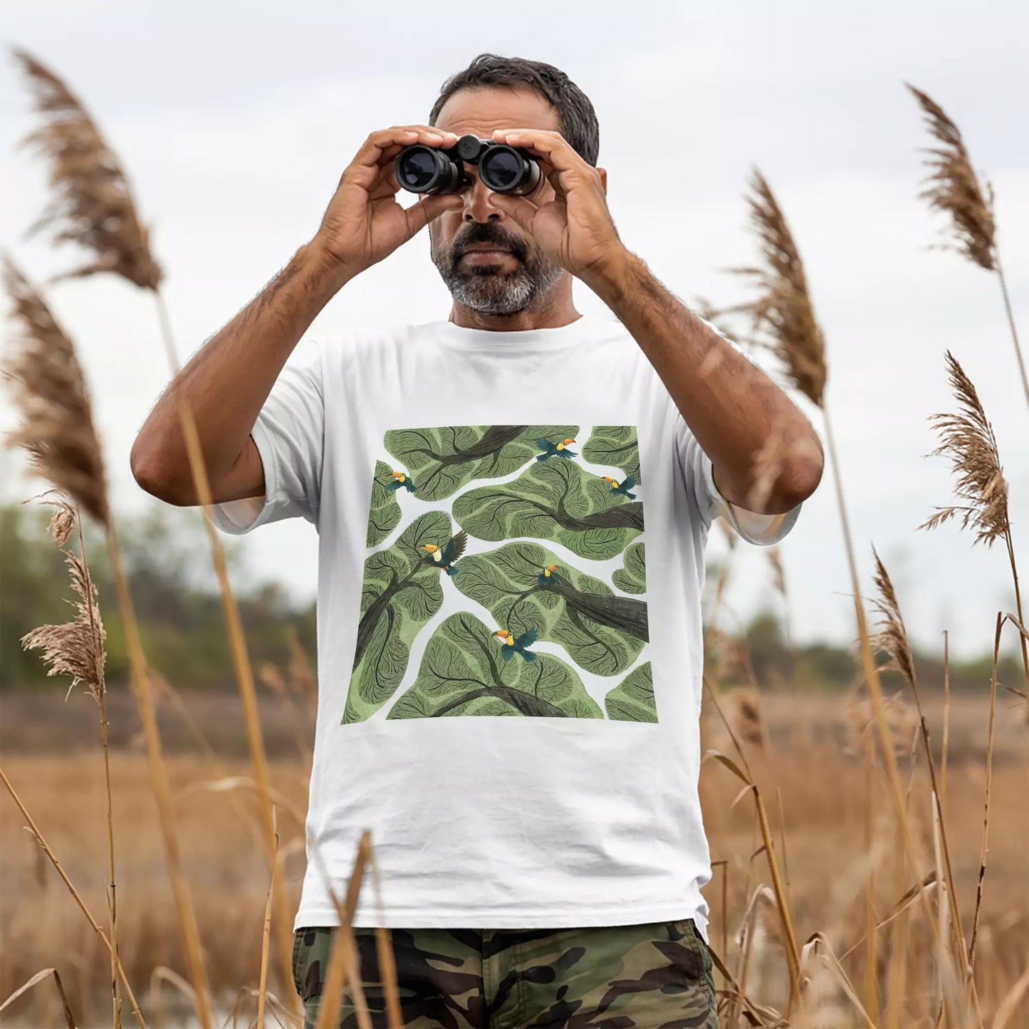 Toucan In Jungle T-shirt