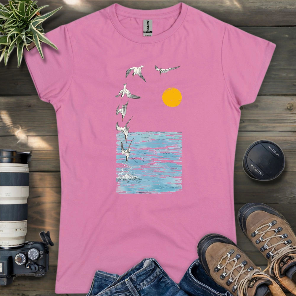 Tern Diving Women's T-shirt