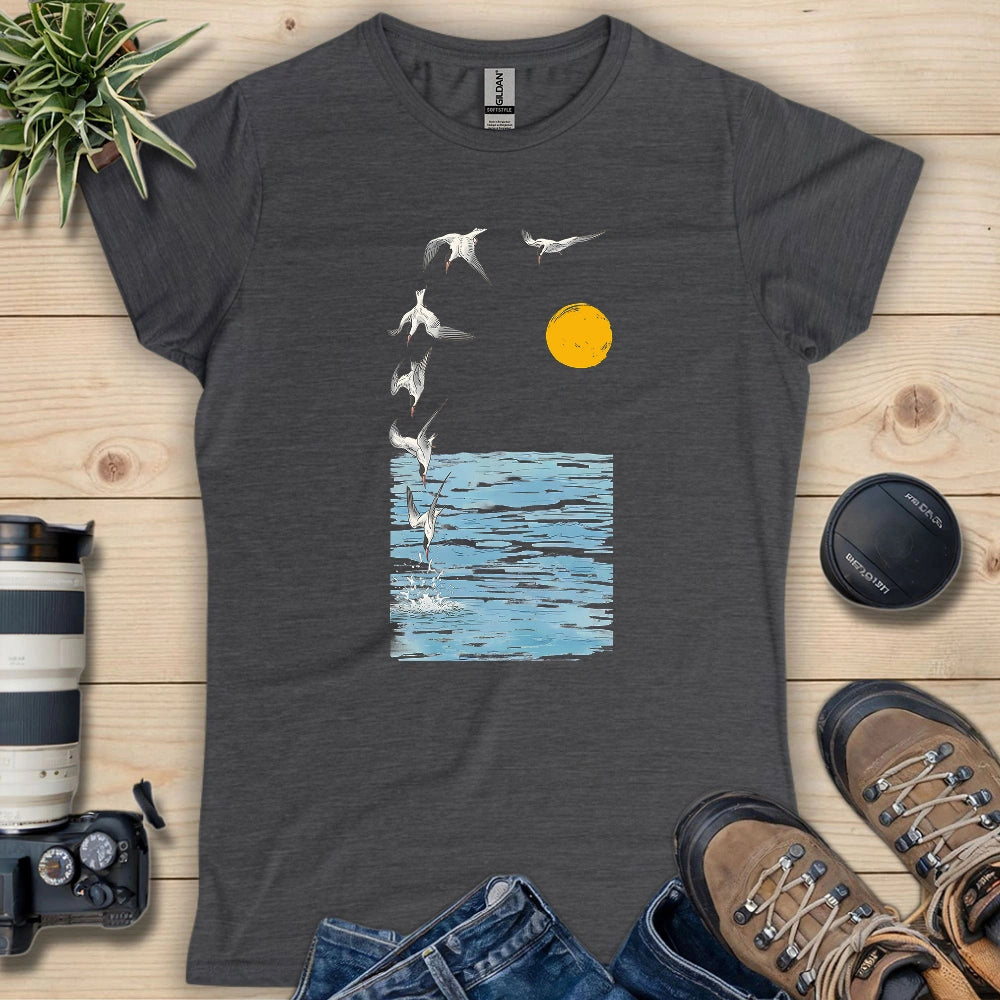 Tern Diving Women's T-shirt