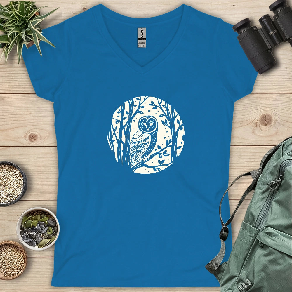 Simple Winter Barn Owl Lady V-neck