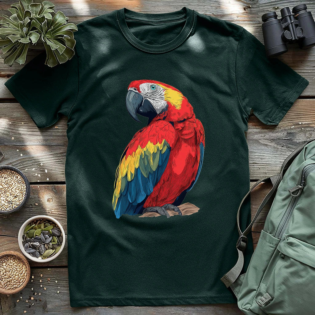 Beautiful scarlet macaw parrot shirt.
