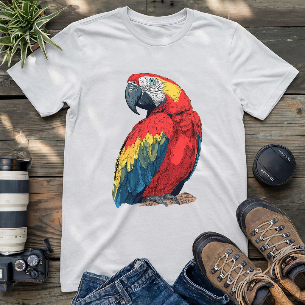 Beautiful scarlet macaw parrot shirt.