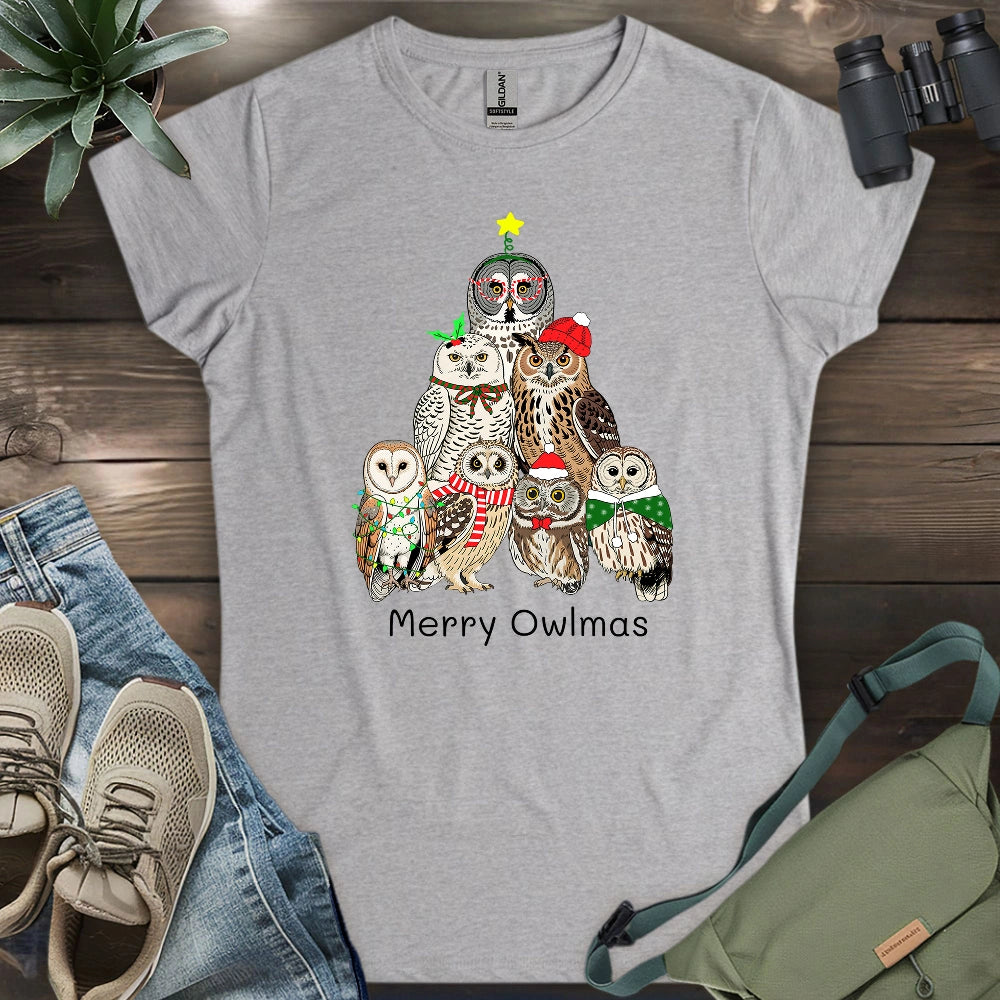 Owl Family Christmas Women's T-shirt