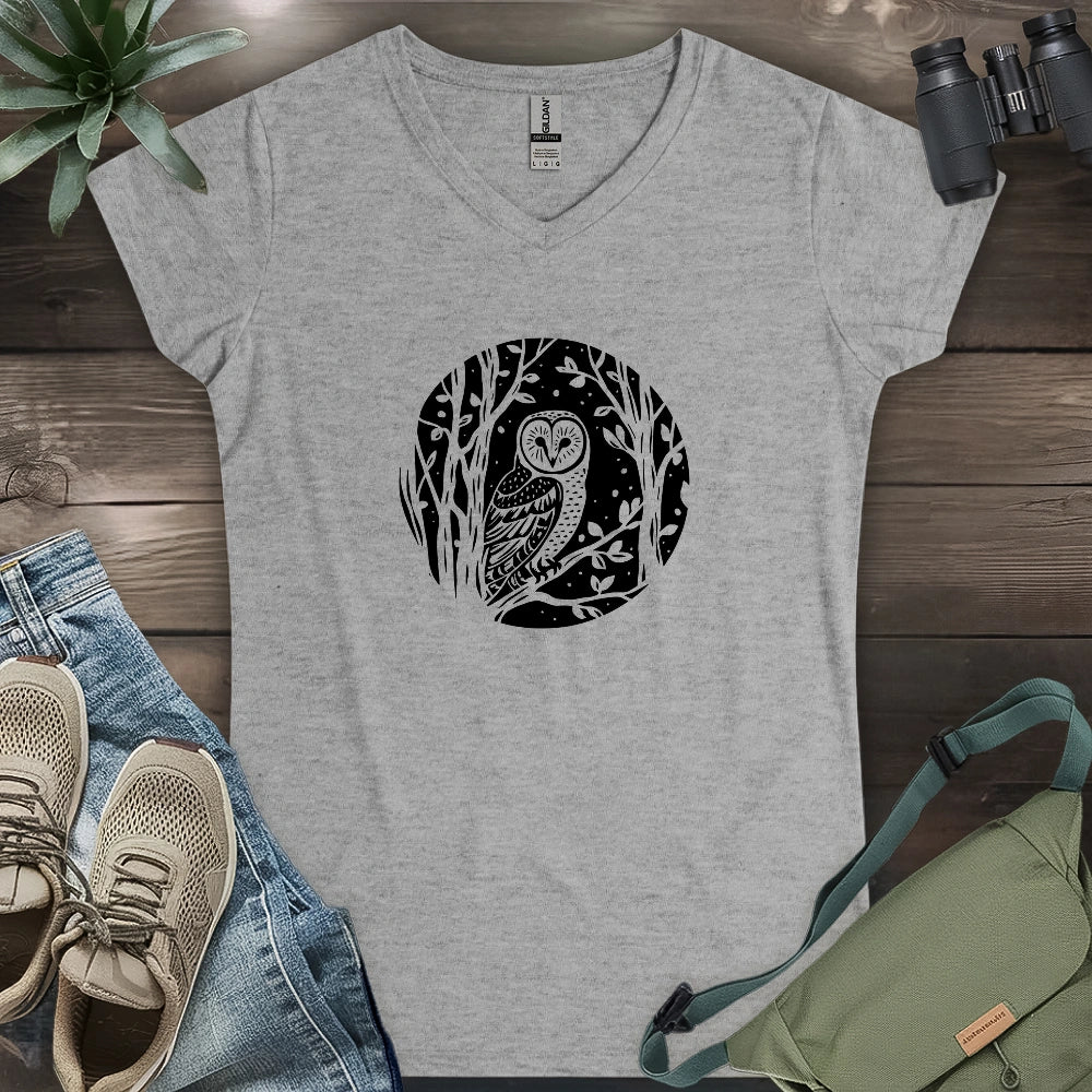 Simple Winter Barn Owl Lady V-neck