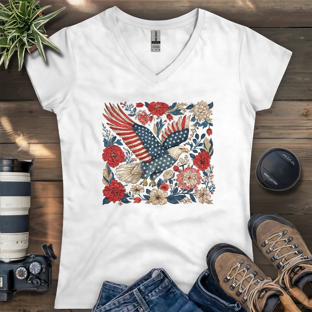 Eagle Of 4th Of July Lady V-neck