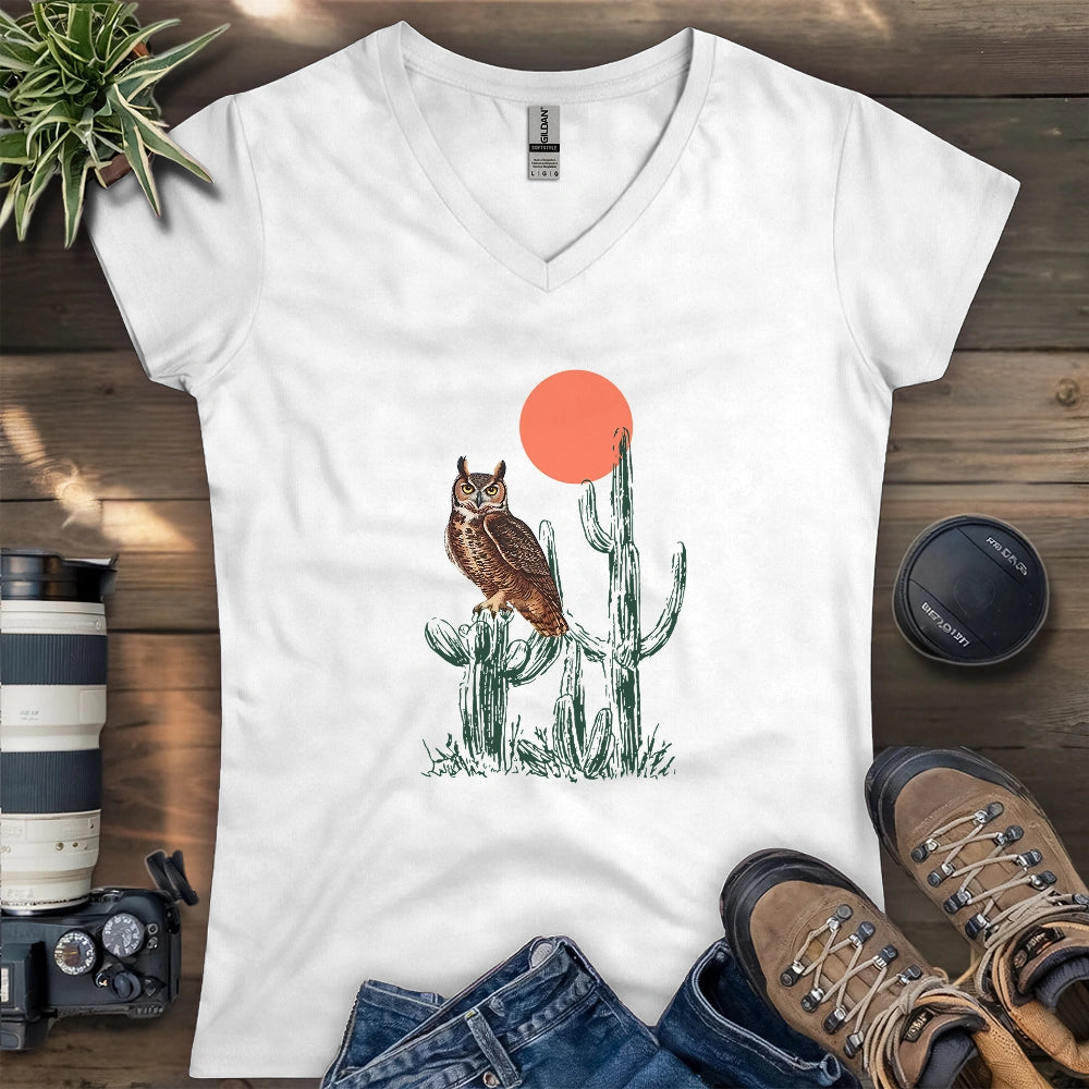 Southern Great Horned Owl Lady V-neck
