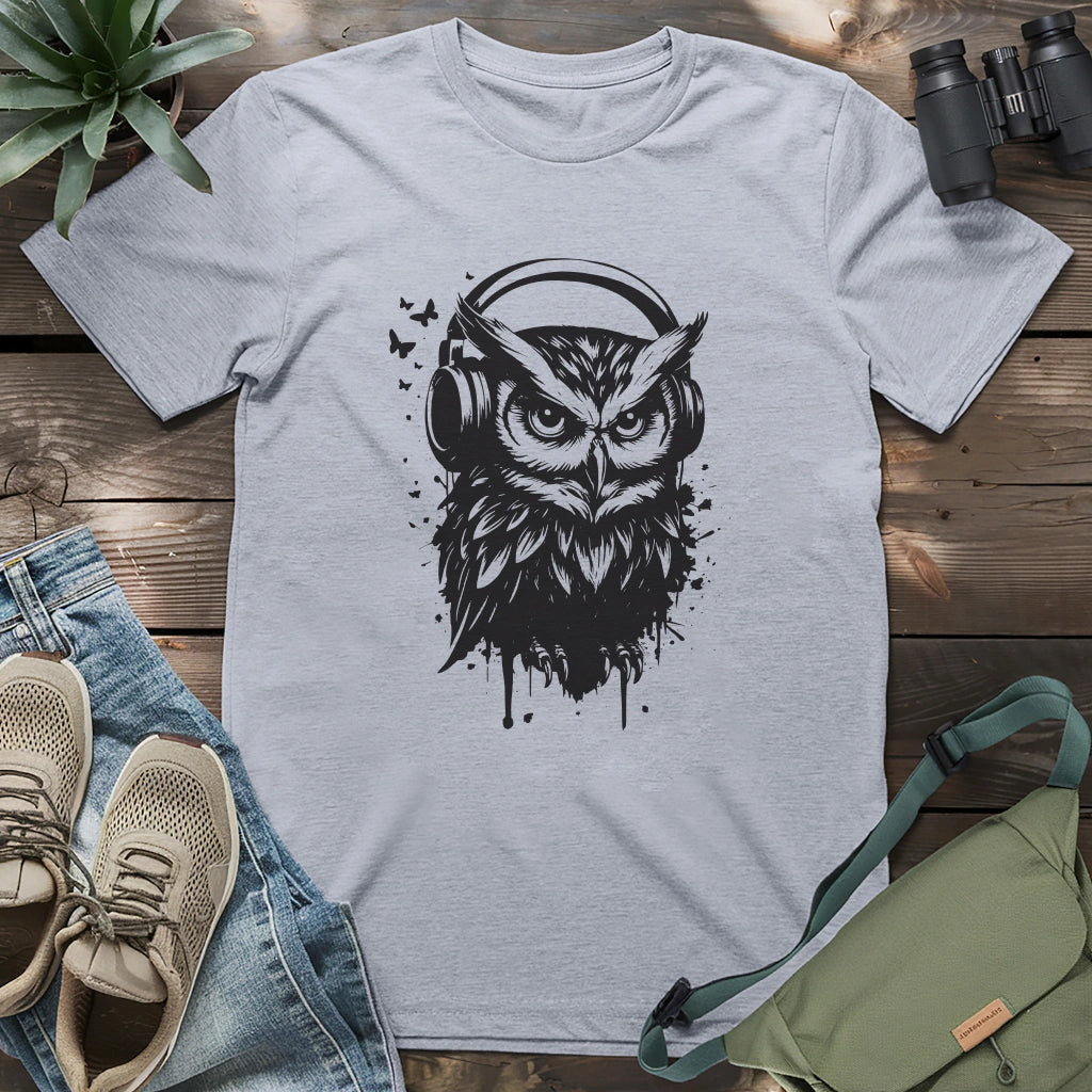 Owl Listening To Music T-shirt